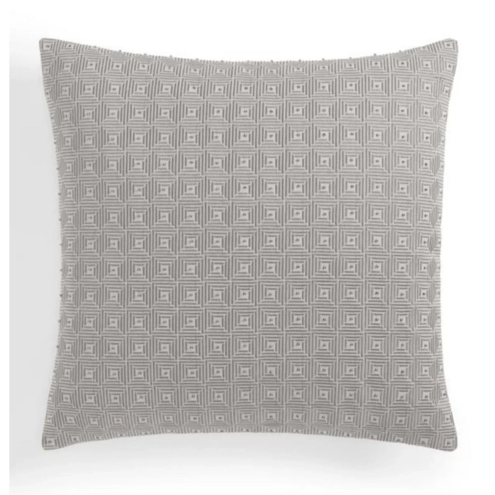Hotel Collection Honeycomb Trellis 20x20 pillow NWT
